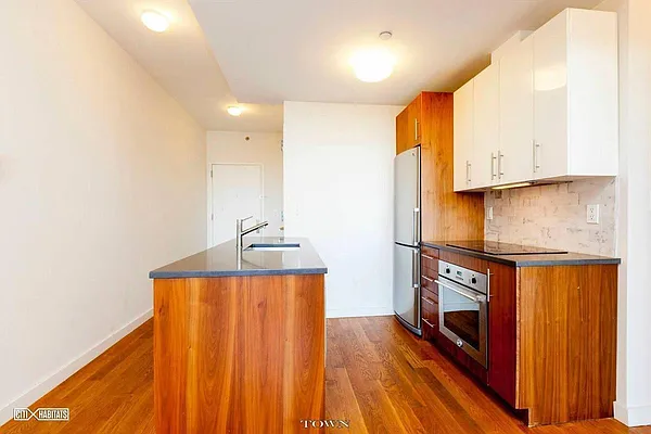 Rented by Corcoran | media 1