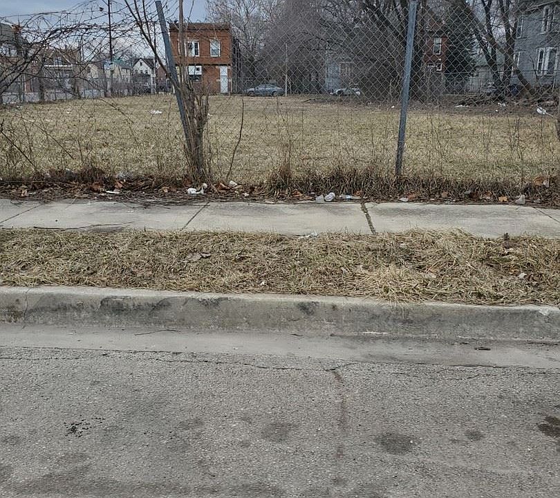 1st image of 7052 S Kimbark Ave