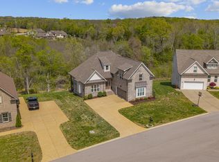 813 Ridgestone Pl, Lebanon, TN 37087