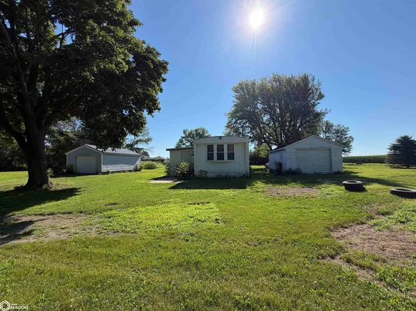 209 1st St SE, Rake, IA 50465
