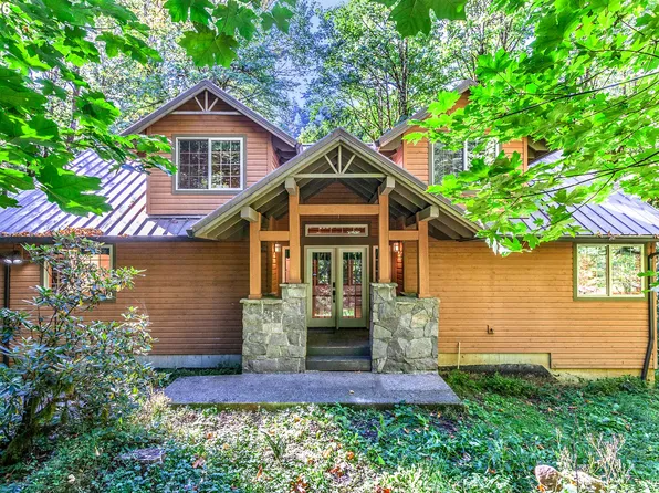 29409 E Edgewater Dr, Welches, OR 97067