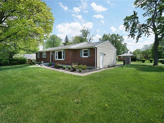 2nd image of 4716 Creekview Dr