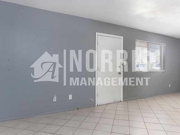 4th image of 503 E 4th St #C-120