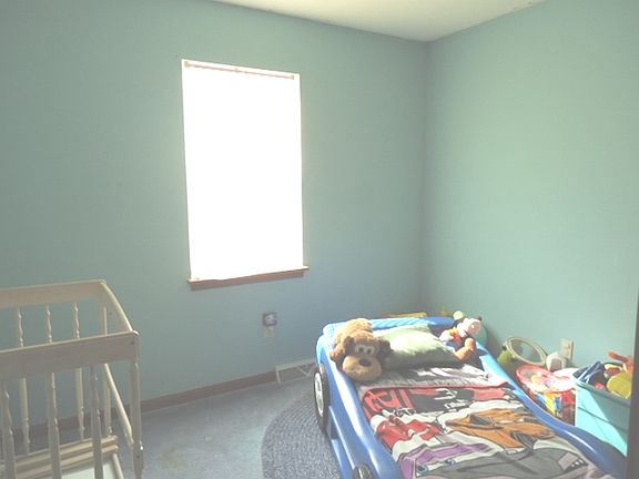 4th image of 935 Aurora Ave