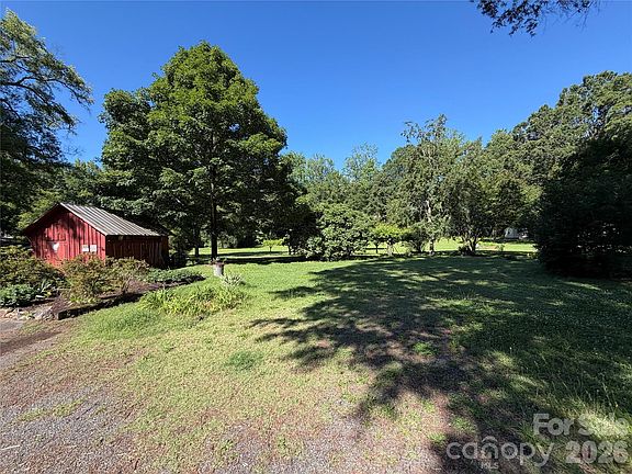 3rd image of 3538 Back Creek Church Rd