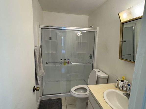 17103 Holmes Cir