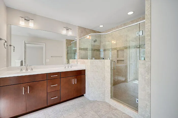 5413 Hickory Ann Dr — Photo 20