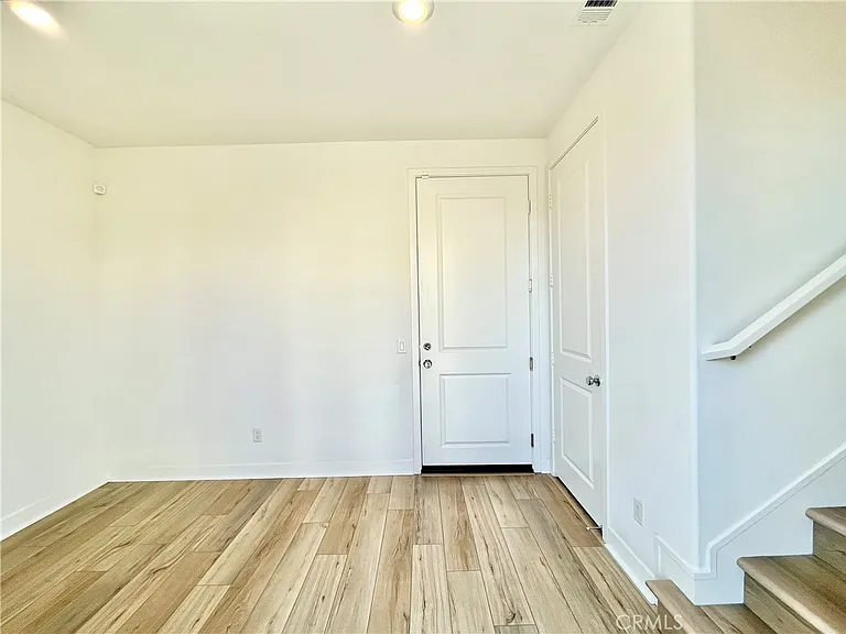 27054 Hummingbird Ln — Photo 5