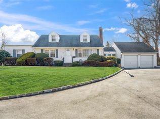 153 Church St, Northport, NY 11768