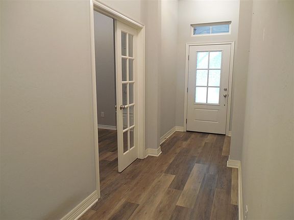 2nd image of 6115 N Platinum Dr