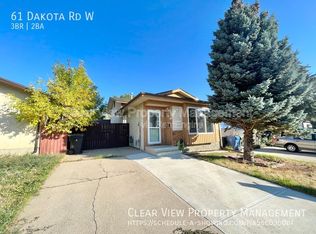 61 Dakota Rd W, Lethbridge, AB T1K5L4