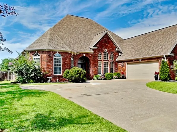 6115 W Laurel Hill Ln, Rogers, AR 72758