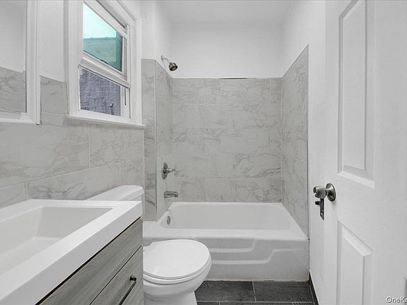 5th image of 2639 Decatur Avenue