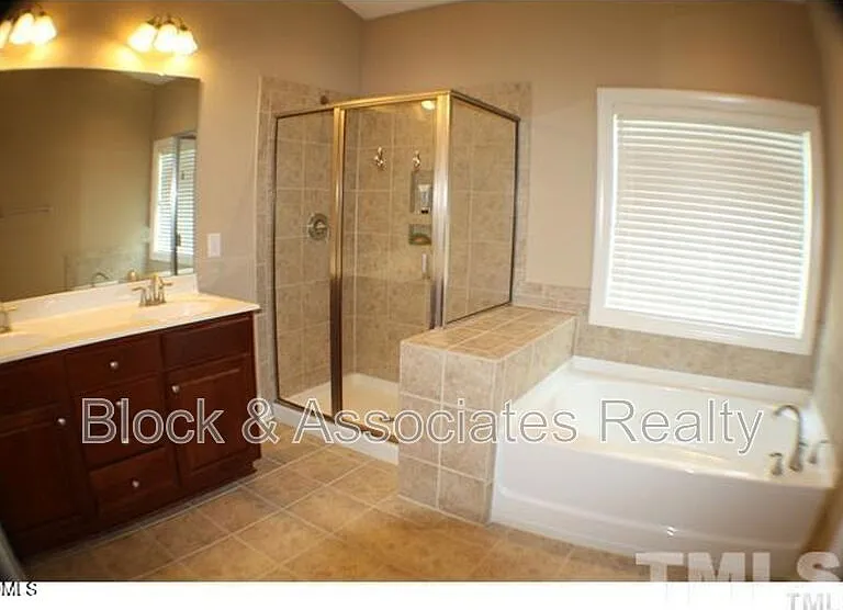 400 Panorama Park Pl — Photo 4