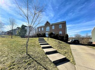 1065 High Meadows Dr, Gibsonia, PA 15044