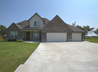 6904 E 141st St N, Collinsville, OK 74021