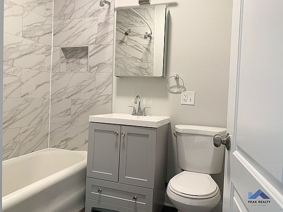 4th image of 3319-21 N Karlov Ave #3416794
