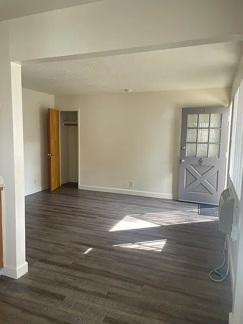1 bed, 650 sqft, $1,425 — Photo 2