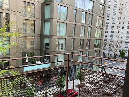 Rented by Mallory Management Corp | media 10