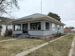 618 Court St, Imperial, NE 69033
