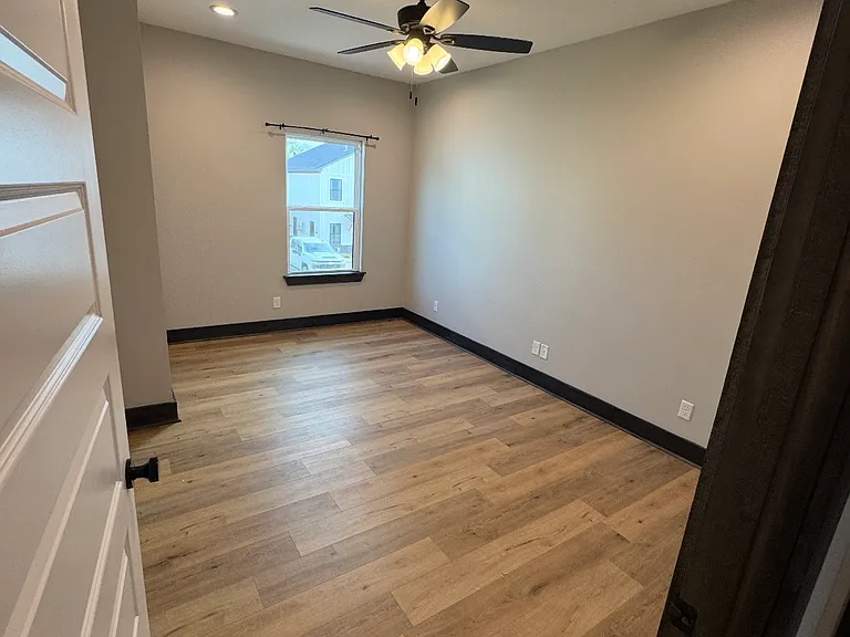 5219A S Bryant Blvd #A — Photo 6