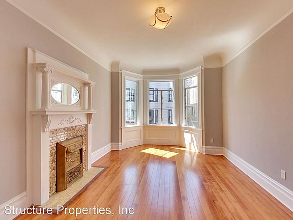 2nd image of 950 Jackson St #950