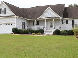 135 Meadow Hills Dr, Four Oaks, NC 27524