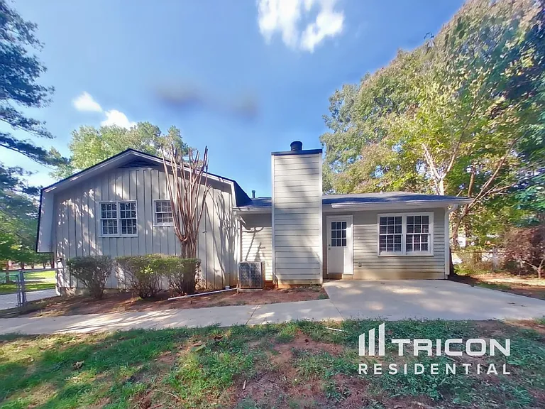 4111 Pine Log Dr NW — Photo 16