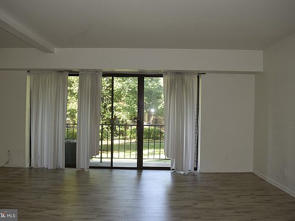 4th image of 7804 Dassett Ct #9