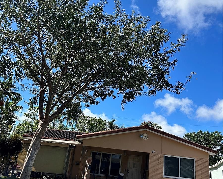 1st image of 40 SE 8th St