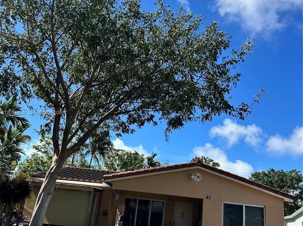 40 SE 8th St, Dania, FL 33004
