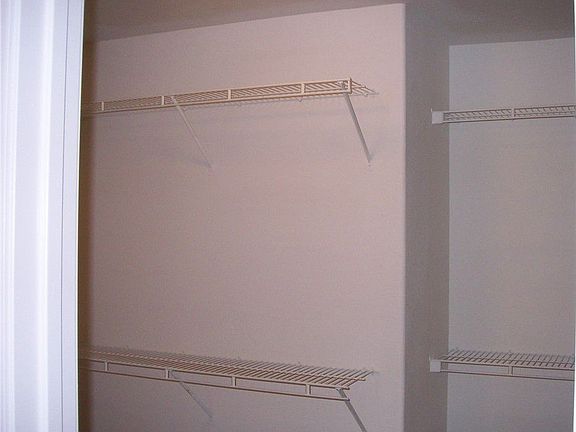 4th image of 7932 Odysseus Ave