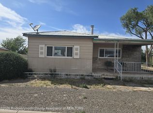 402 Aspen St, Carrizozo, NM 88301