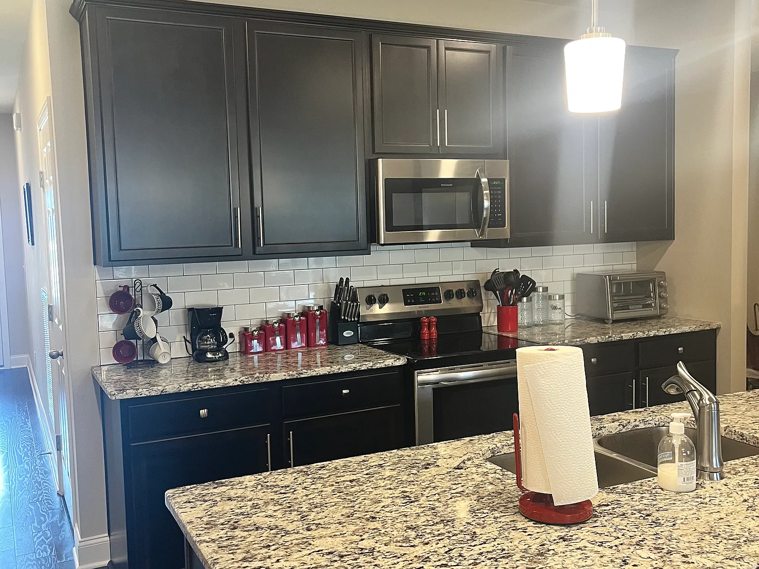 2 bed, 1663 sqft, $2,500 — Photo 2