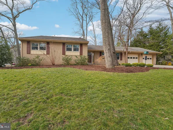 100 Stauffer Rd, Severna Park, MD 21146