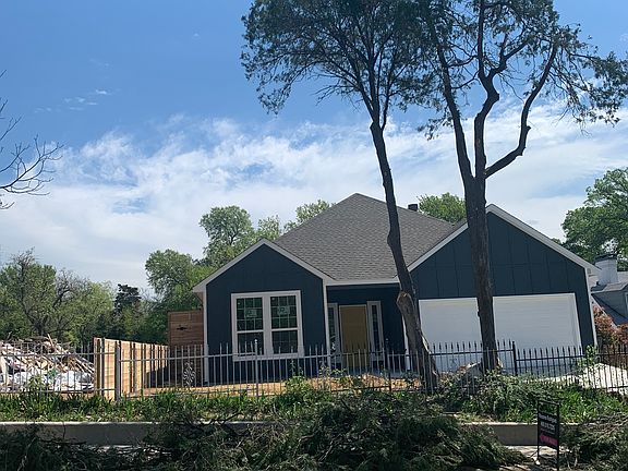3rd image of 100 N Barnett Ave