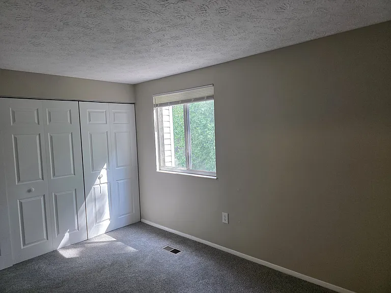 19136 Partridge Wood Dr — Photo 16