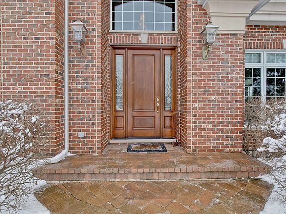 2nd image of 20689 W Lakeridge Ct