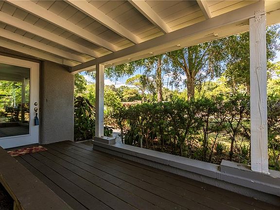 3rd image of 1146 Alcazar Way S