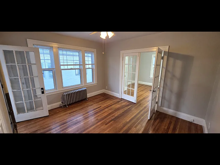 33 Harbor St #2R — Photo 5