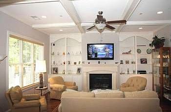 4th image of 2279 Sandy Oaks Dr