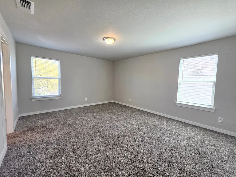 724 Fort Leonard — Photo 13