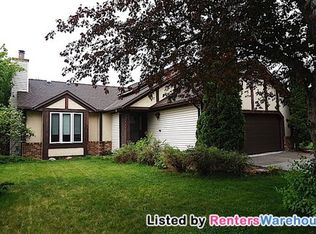 9553 Polaris Ln N, Maple Grove, MN 55369