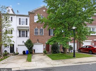 18705 Falling River Dr, Gaithersburg, MD 20879