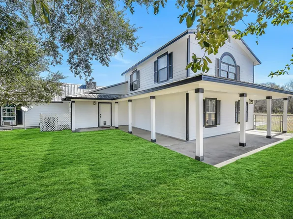 1902 Fm 563, Anahuac, TX 77514