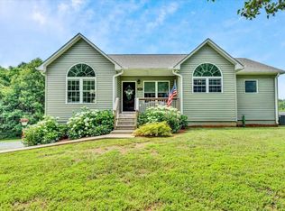 161 Bridle Ln, Hardy, VA 24101