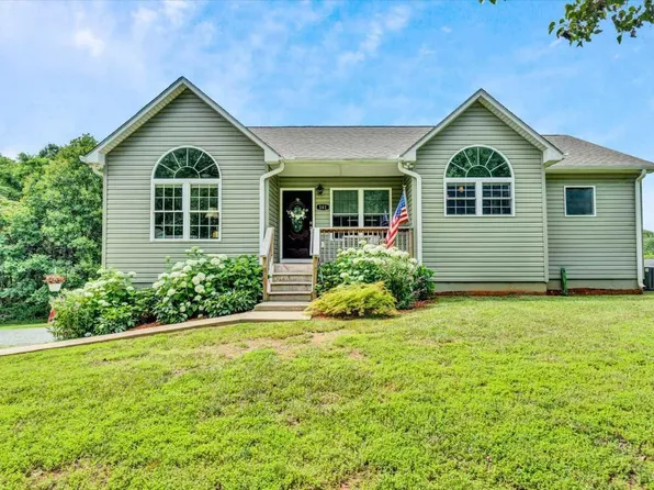 161 Bridle Ln, Hardy, VA 24101