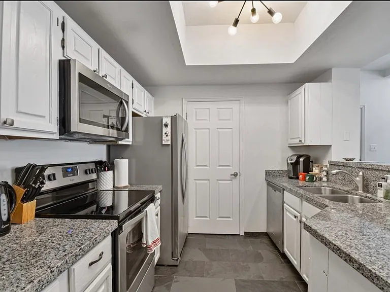 900 Bitner Rd — Photo 11