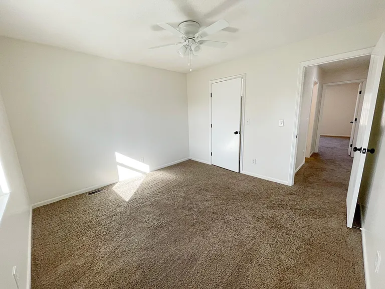 1415 La Chateau Dr — Photo 25