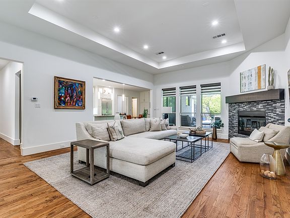 4th image of 3755 Northview Ln